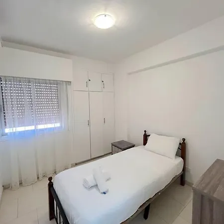 Platform 357 Chytron City Center Fully Equipped Apartment
