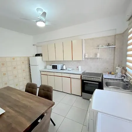 Platform 357 Chytron City Center Fully Equipped Apartment *