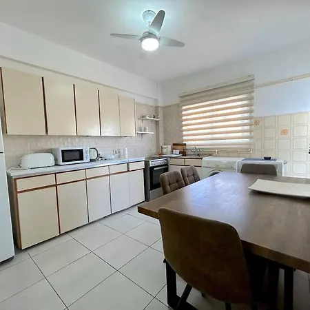 Platform 357 Chytron City Center Fully Equipped Apartment *